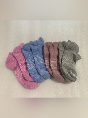 4 Ct Bombas Unisex Performance Ankle Socks Medium Size 6-10 Men’s Women’s NWOT